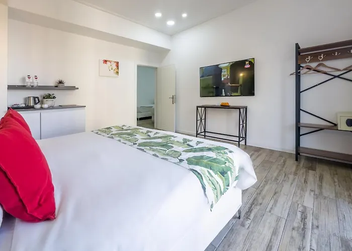 Suite à 3 Chambres à Coucher